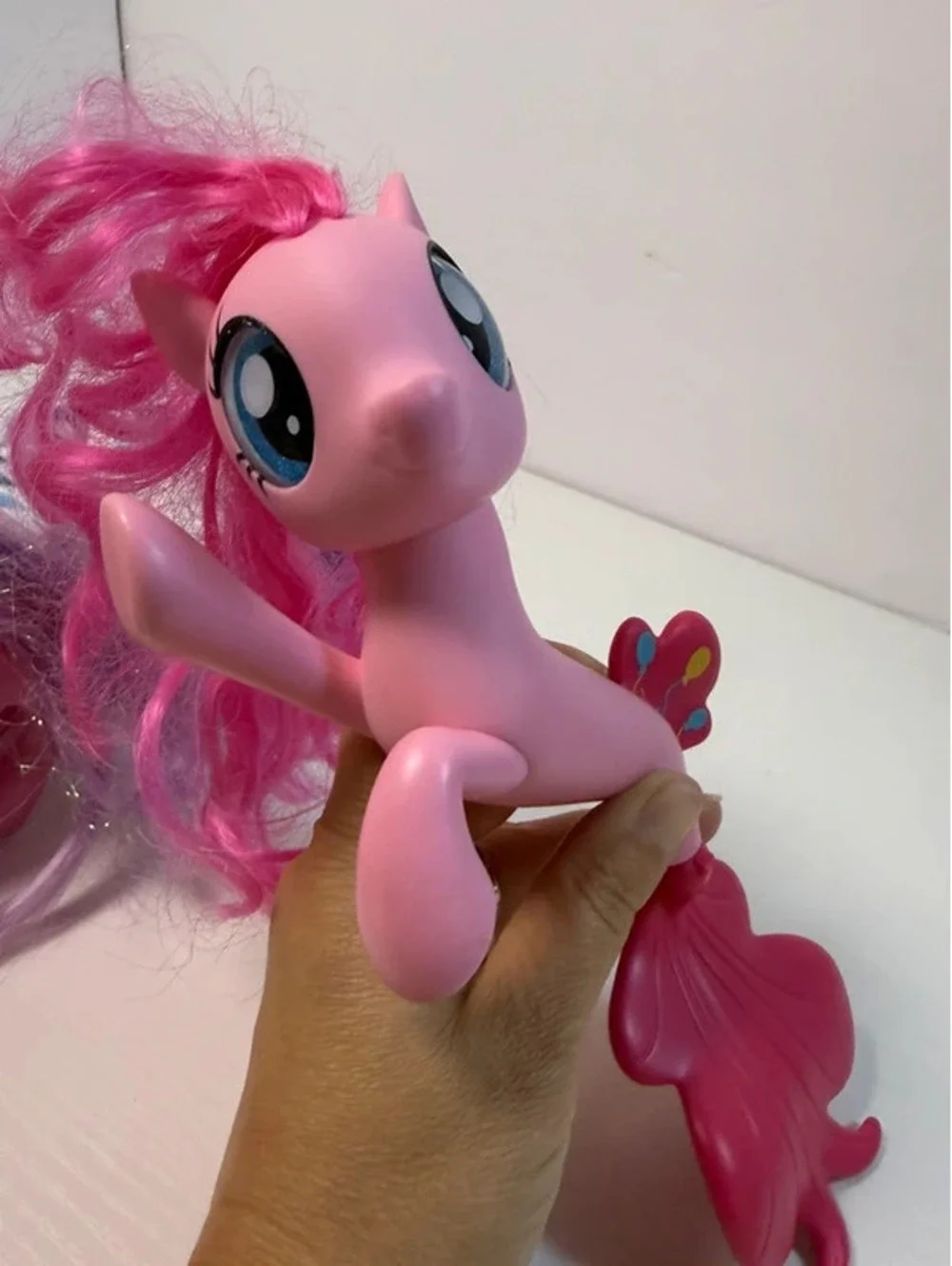 Hasbro My Little Pony Lot – Rarity Light-Up Figure, Pinkie Pie Mermaid & G3 Pony
